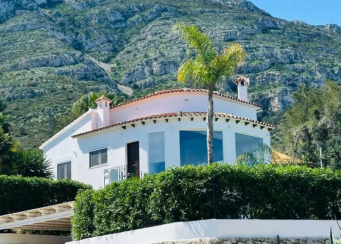 Casa Avellana